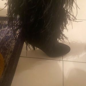 Michael kors heels with feathers so cute worn once